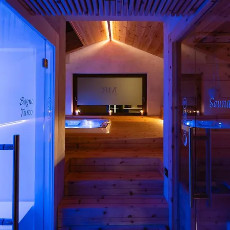 Le Bibelot Apartment *