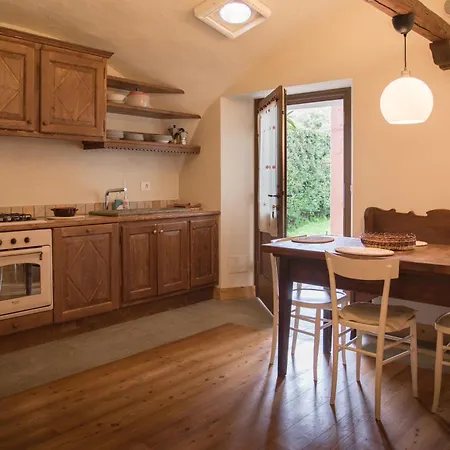 Le Bibelot Apartment *